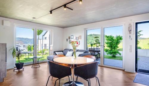 Superior One-Bedroom Apartment