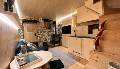 One-Bedroom House