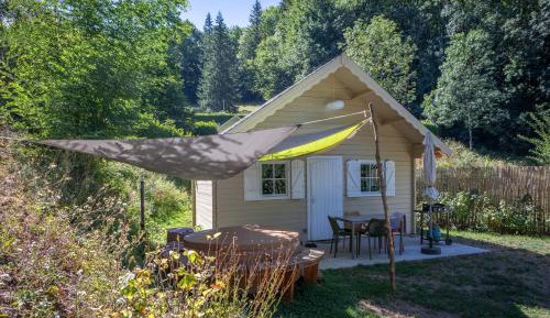 One-Bedroom Chalet with Private Jacuzzi