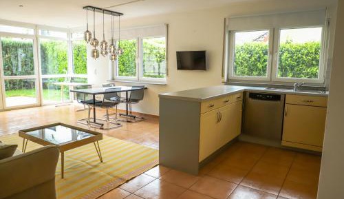 Apartment with Garden View
