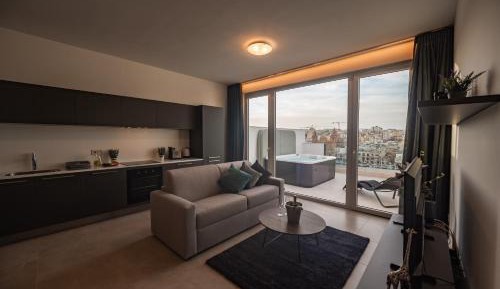 Penthouse Apartment