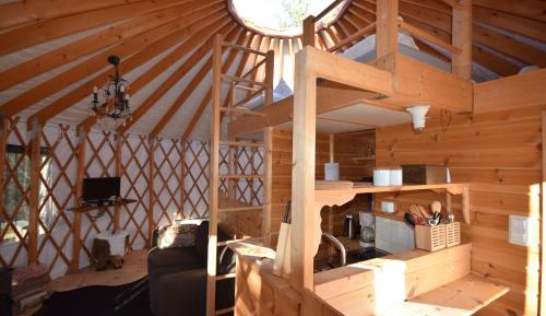 Superior Cottage
