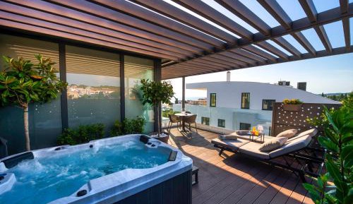 Penthouse Apartment