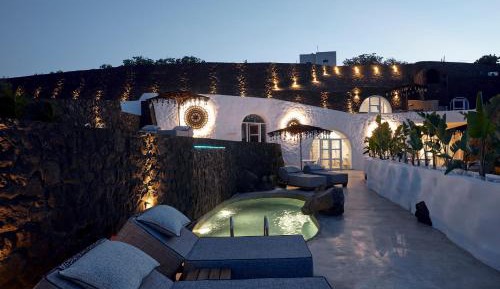 Grand Cave Suite Sea View with Private Heated Pool