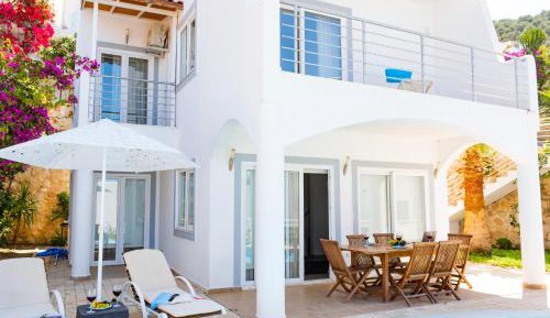 Villa with Sea View