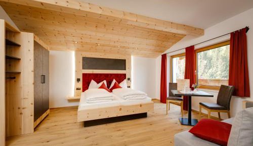 Double Room with Lake View