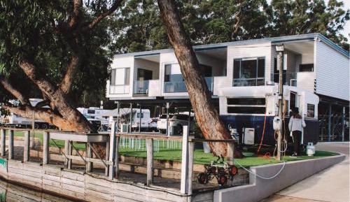 Two-Bedroom Premium Waterfront Apartment 