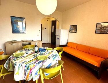 Apartment with Garden View