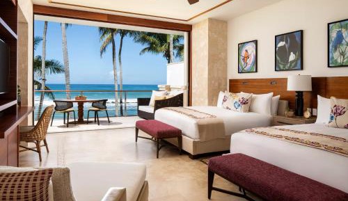 King Room with Two King Beds - Beachfront