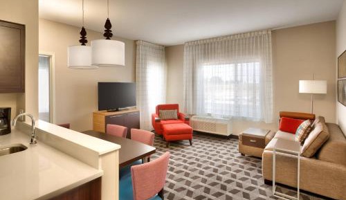 Two-Bedroom Suite