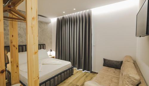 Superior Double Room with Balcony and Sea View