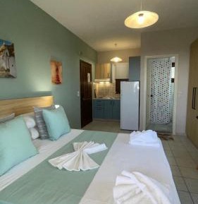 Triple Room with Sea View