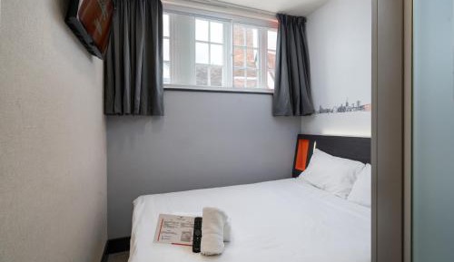 Double Room with Window