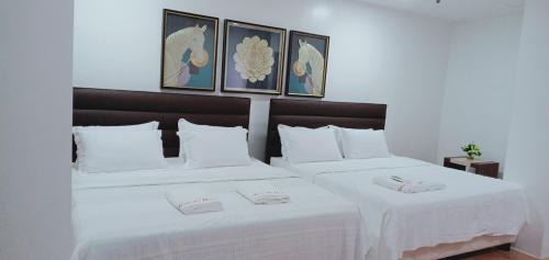 Deluxe Family Suite