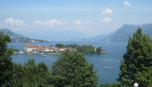 Double or Twin Room with Lake View