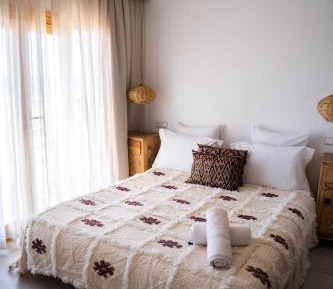 Deluxe Double Room with Balcony and Sea View