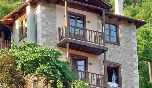 Maisonette