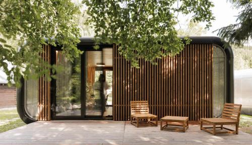 Bungalow with Patio