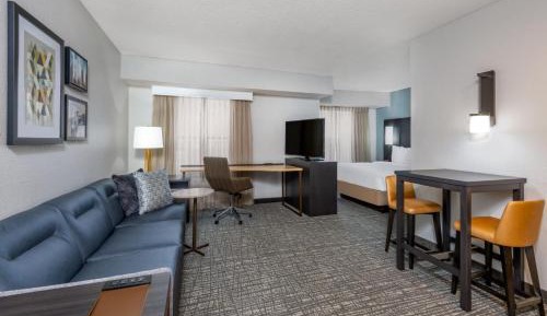 Queen Studio with City View