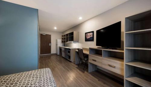 QUEEN SUITE