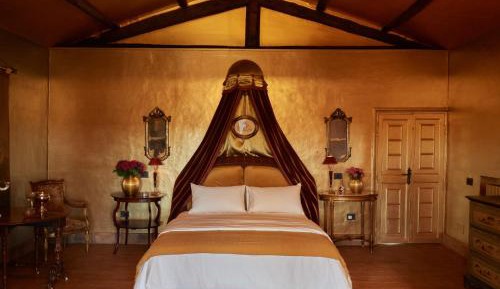 Deluxe Double Room with Bath