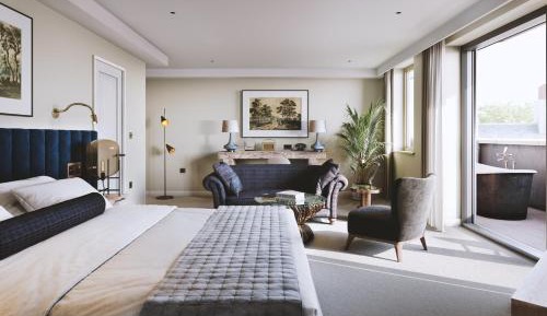 Suite with Balcony