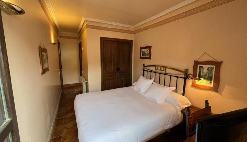 Double Room with Mountain View