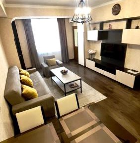 Deluxe Double Room (2 Adults + 1 Child)