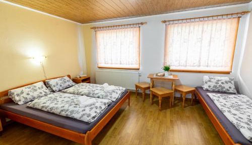 Triple Room with Private Bathroom