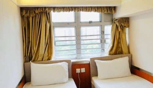 Small Twin Room