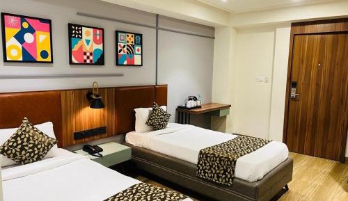 Deluxe Twin Room