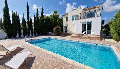 Villa with Sea View