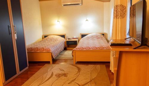 Economy Twin Room