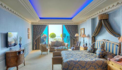 Suite with Sea View