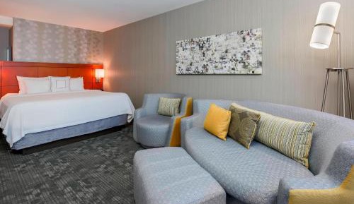 King Room with Sofa Bed