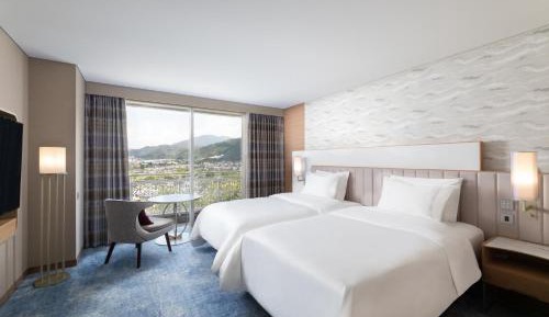 Deluxe Twin Room with Heian-Kyo view