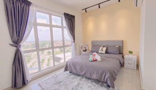 Apartment with Shower