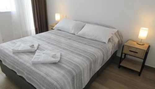 One-Bedroom Apartment - Non-Smoking