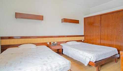 Standard Double Suite