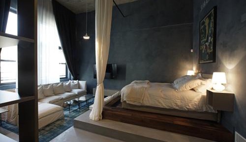 Apartment - Split Level