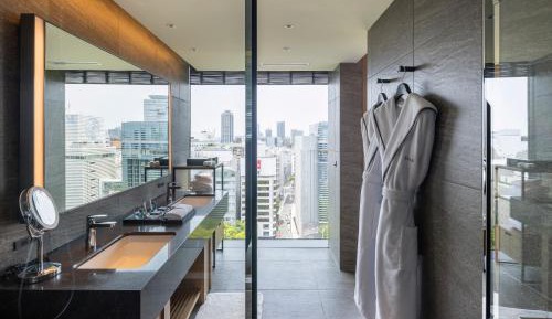 Euphoria Premier Corner King Room with Park View