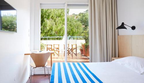 Double Room with Terrace with Hill View
