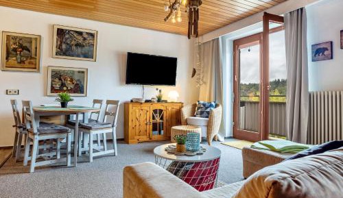 Superior One-Bedroom Apartment with Balcony