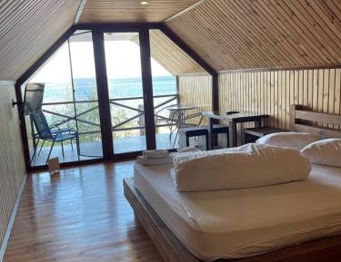 Suite with River View