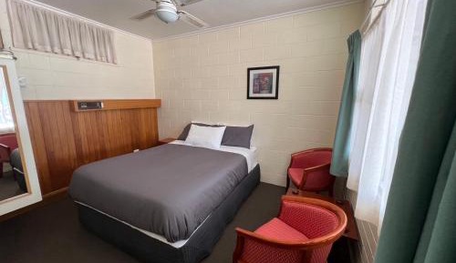 Queen Room