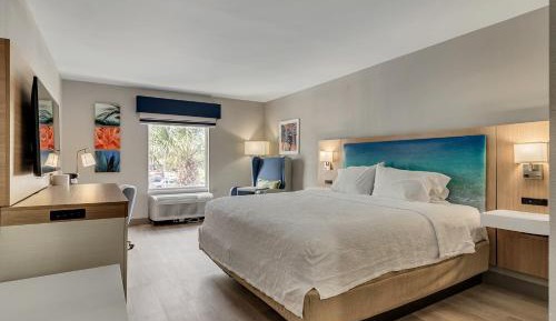 Standard King Room