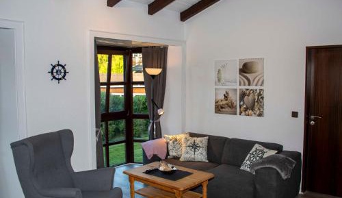 One-Bedroom Apartment with Terrace