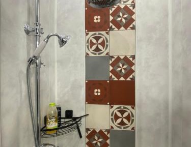 Deluxe Double Room with Shower