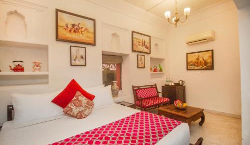 Heritage Room - Free Village Walk with Bicycles and Evening Tea-Coffee with Cookies