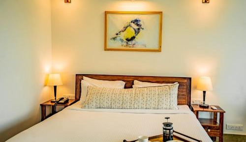 Deluxe Double Room (2 Adults + 1 Child)